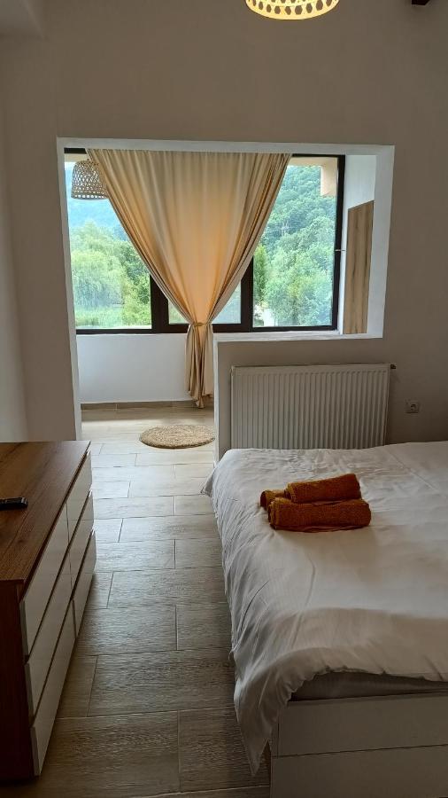 Ferienwohnung Casa Colt De Rai Ogradina Exterior foto